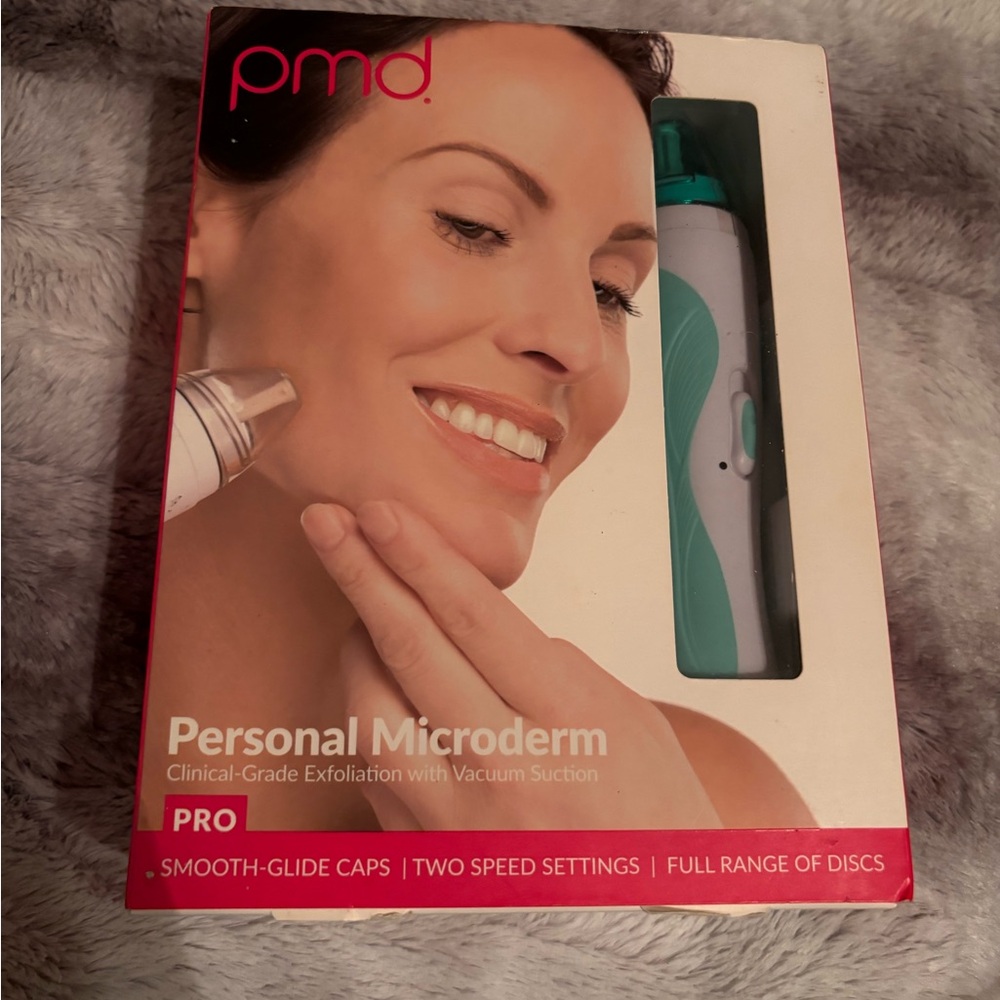 PMD Microderm Device in Teal and White